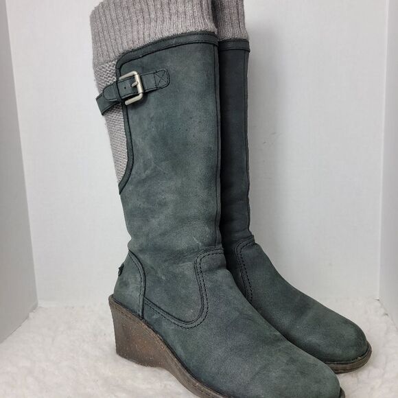 Ugg Women’s Skyfall Suede Wedge Boots Black Insulated Leather Boot 9 1006145 - Picture 1 of 9